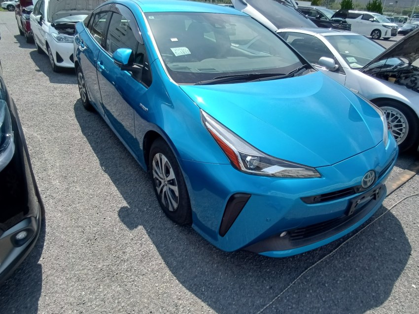 Toyota Prius 2020 Price in Bangladesh | Reconditioned Hybrid Sedan for Sale