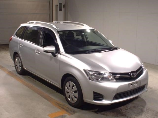 Toyota-Fielder-2014(X)