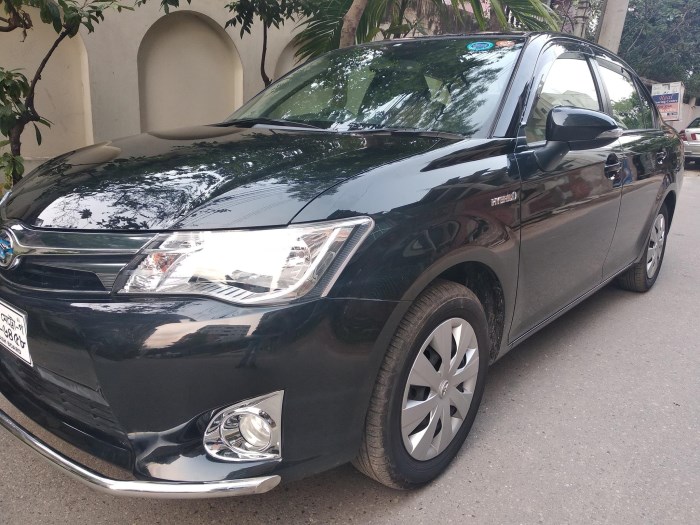 Toyota-Axio-2014(HV)